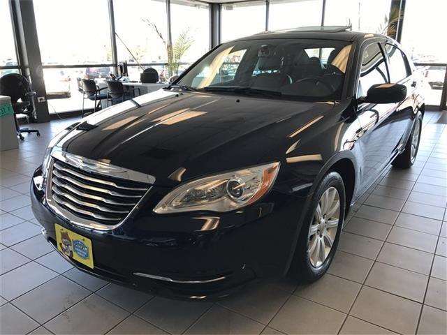 Chrysler 200 2012 photo 2